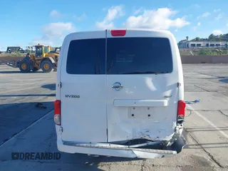 2015 Nissan NV200 SV with VIN 3N6CM0KN3FK733653, listed as a IAAI auction lot 41939309 with 125,032 mi miles. Bid and sale history available at carsss.com. Image 16.