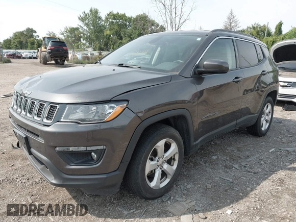 2017 Jeep Compass Latitude with VIN 3C4NJDBBXHT666385, listed as a IAAI auction lot 40236415 with 110,643 mi miles and . Bid and sale history available at carsss.com. Image 21.