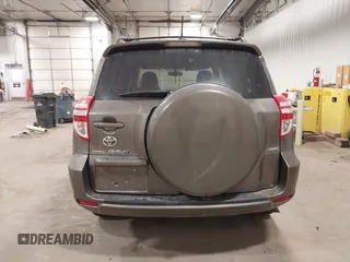 2009 Toyota RAV4 with VIN JTMBF33V49D014862, listed as a IAAI auction lot 41416224 with 155,801 mi miles. Bid and sale history available at carsss.com. Image 16.