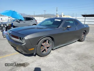 2009 Dodge Challenger R/T z VIN 2B3LJ54T09H502254, wystawiony jako Copart lot #56251715 z przebiegiem 49 233 mil mil oraz Czysty tytuł • Clean title. Historia ofert i sprzedaży dostępna na DreamBid. Obrazek 1.