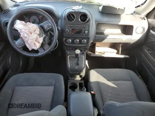 2011 Jeep Patriot Latitude with VIN 1J4NT1GB4BD208737, listed as a Copart auction lot 53394255 with 60,959 mi miles and Salvage Title. Bid and sale history available at carsss.com. Image 8.