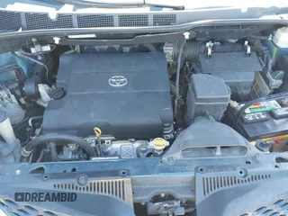 2011 Toyota Sienna SE with VIN 5TDXK3DC3BS115626, listed as a IAAI auction lot 41597769 with 252,135 mi miles. Bid and sale history available at carsss.com. Image 10.
