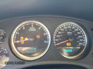2013 Chevrolet Avalanche LS z VIN 3GNMCEE02DG245728, wystawiony jako Copart lot #56335735 z przebiegiem 132 194 mil mil oraz Szkoda całkowita • Salvage title. Historia ofert i sprzedaży dostępna na DreamBid. Obrazek 9.