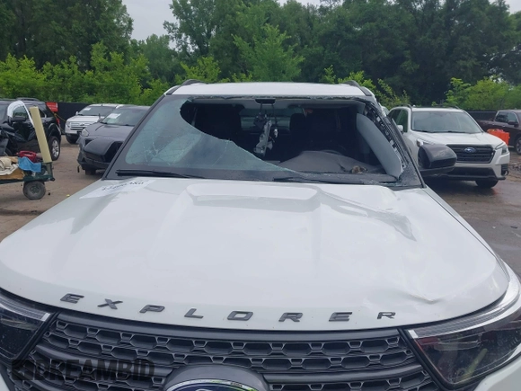2023 Ford Explorer XLT с VIN 1FMSK8DHXPGC39358, выставлен на аукционе IAAI как лот 42406386 с пробегом 25 652 миль миль и . История ставок и продаж доступна на DreamBid. Изображение 6.