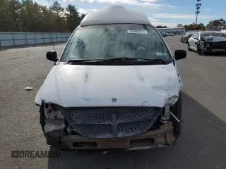 2000 Dodge Caravan SE with VIN 1B4GP44L8YB797844, listed as a Copart auction lot 72460724 with 184,841 mi miles and Salvage Title. Bid and sale history available at carsss.com. Image 5.