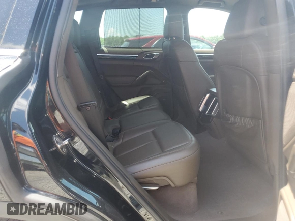 2011 Porsche Cayenne S with VIN WP1AB2A29BLA42077, listed as a Copart auction lot 62181095 with 262,754 mi miles and Salvage title. Bid and sale history available at DreamBid. Image 11.