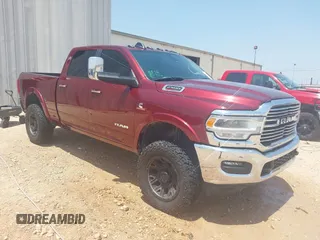 2022 Ram 2500 Laramie z VIN 3C6UR5FL7NG305818, wystawiony jako IAAI lot #42291195 z przebiegiem 59 548 mil mil oraz . Historia ofert i sprzedaży dostępna na DreamBid. Obrazek 1.