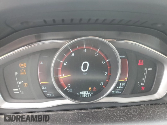 2016 Volvo XC60 T5 Premier with VIN YV4612RK5G2852783, listed as a Copart auction lot 59891145 with 118,621 mi miles and Salvage title. Bid and sale history available at DreamBid. Image 9.