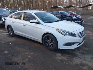 2017 Hyundai Sonata SE with VIN 5NPE24AF3HH492841, listed as a IAAI auction lot 41503654 with 134,366 mi miles. Bid and sale history available at carsss.com. Image 1.