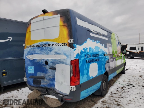 2019 Mercedes-Benz Sprinter Cargo Cargo with VIN W1W4EDHY3KT018518, listed as a Copart auction lot 83716524 with Not Provided miles and Salvage Title. Bid and sale history available at DreamBid. Image 3.