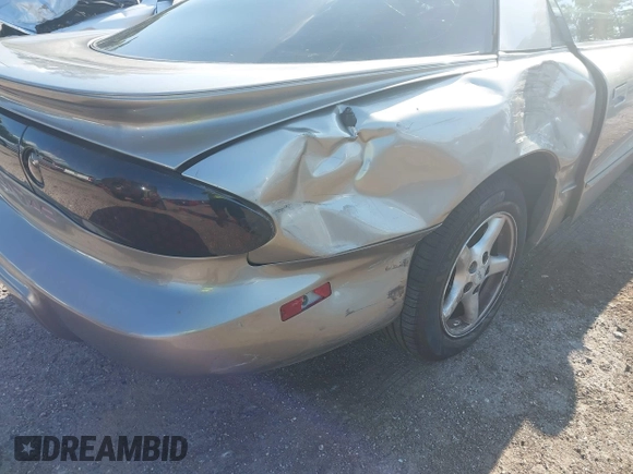2001 Pontiac Firebird Firebird с VIN 2G2FS22K512124770, выставлен на аукционе IAAI как лот 42590414 с пробегом 57 212 миль миль и . История ставок и продаж доступна на DreamBid. Изображение 6.