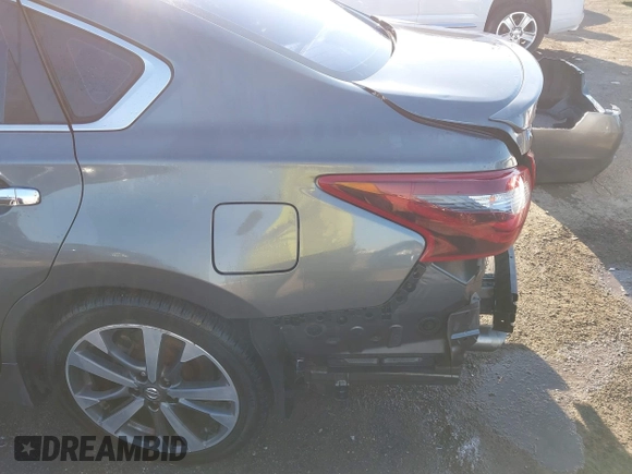 2017 Nissan Altima SR with VIN 1N4AL3AP8HC142024, listed as a IAAI auction lot 41696496 with 125,948 mi miles and . Bid and sale history available at carsss.com. Image 18.