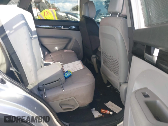 2014 Kia Sorento LX with VIN 5XYKT3A65EG434405, listed as a IAAI auction lot 41755440 with 154,019 mi miles. Bid and sale history available at carsss.com. Image 8.