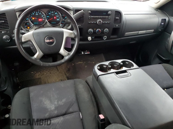 2010 GMC Sierra 1500 with VIN 3GTRCVEA7AG100414, listed as a Copart auction lot 80618164 with 109,735 mi miles and Clean Title. Bid and sale history available at DreamBid. Image 8.