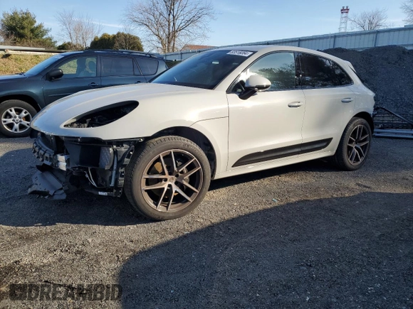 2022 Porsche Macan S с VIN WP1AG2A58NLB23524, выставлен на аукционе Copart как лот 83518084 с пробегом 16 512 миль миль и Списание • Salvage title. История ставок и продаж доступна на DreamBid. Изображение 1.