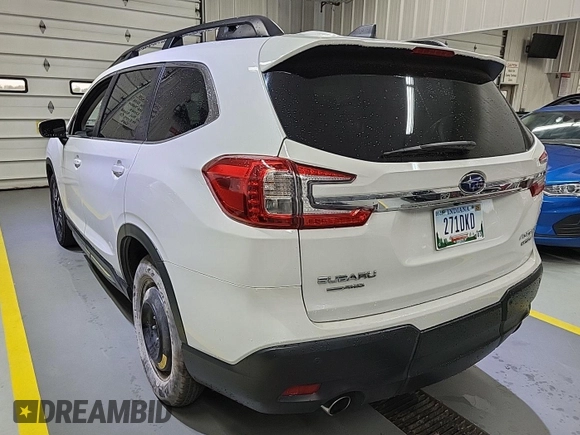 2023 Subaru Ascent Limited z VIN 4S4WMASD7P3445571, wystawiony jako IAAI lot #42244807 z przebiegiem 72 135 mil mil oraz . Historia ofert i sprzedaży dostępna na DreamBid. Obrazek 1.