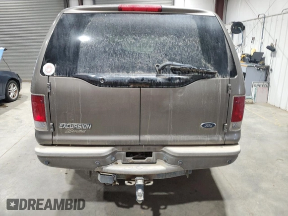 2003 Ford Excursion Limited z VIN 1FMSU43P93EC24089, wystawiony jako Copart lot #82779674 z przebiegiem 273 947 mil mil oraz Czysty tytuł • Clean title. Historia ofert i sprzedaży dostępna na DreamBid. Obrazek 6.