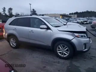 2014 Kia Sorento LX with VIN 5XYKTCA60EG538526, listed as a Copart auction lot 83622024 with 189,834 mi miles and Salvage Title. Bid and sale history available at carsss.com. Image 4.