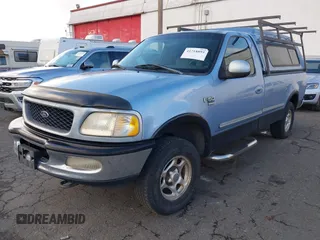 1998 Ford F-150 с VIN 1FTZF18W3WKB01356, выставлен на аукционе IAAI как лот 41718893 с пробегом 261 717 миль миль и . История ставок и продаж доступна на DreamBid. Изображение 2.