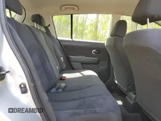 2008 Nissan Versa SL с VIN 3N1BC13E78L376077, выставлен на аукционе Copart как лот 58397225 с пробегом 101 297 миль миль и Списание • Salvage title. История ставок и продаж доступна на DreamBid. Изображение 10.