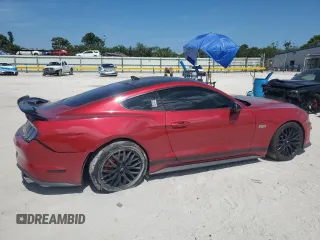 2020 Ford Mustang GT z VIN 1FA6P8CF6L5175127, wystawiony jako Copart lot #57690115 z przebiegiem 53 379 mil mil oraz Szkoda całkowita • Salvage title. Historia ofert i sprzedaży dostępna na DreamBid. Obrazek 3.
