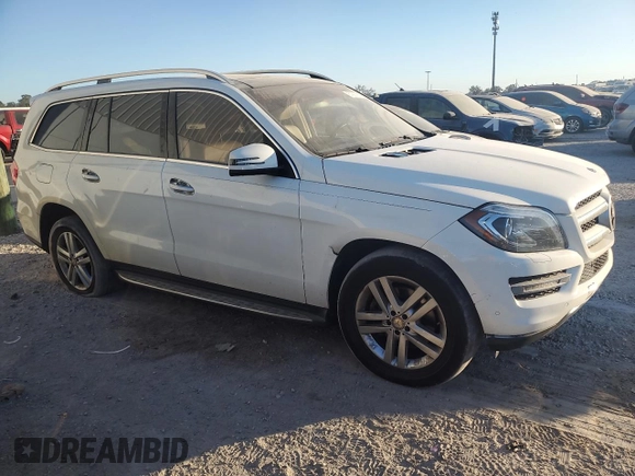 2016 Mercedes-Benz GL with VIN 4JGDF6EE5GA704749, listed as a Copart auction lot 81887864 with 159,367 mi miles and Clean Title. Bid and sale history available at carsss.com. Image 4.