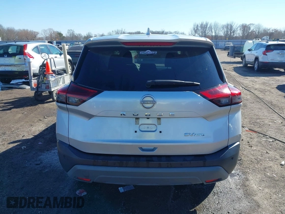 2022 Nissan Rogue SV with VIN 5N1BT3BB6NC693707, listed as a IAAI auction lot 41547713 with 53,949 mi miles. Bid and sale history available at carsss.com. Image 16.