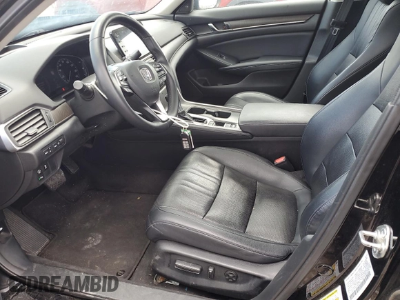 2018 Honda Accord Touring z VIN 1HGCV1F90JA031739, wystawiony jako Copart lot #54848365 z przebiegiem 114 634 mil mil oraz Szkoda całkowita • Salvage title. Historia ofert i sprzedaży dostępna na DreamBid. Obrazek 7.
