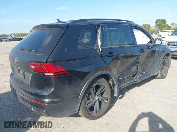 2024 Volkswagen Tiguan SE R-Line Black с VIN 3VVCB7AX7RM036985, выставлен на аукционе IAAI как лот 41709085 с пробегом 19 255 миль миль и . История ставок и продаж доступна на DreamBid. Изображение 4.
