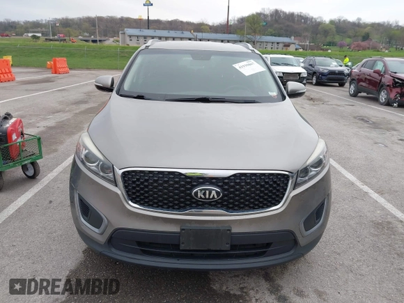 2017 Kia Sorento LX with VIN 5XYPGDA51HG196662, listed as a IAAI auction lot 41939867 with 169,836 mi miles and . Bid and sale history available at DreamBid. Image 12.