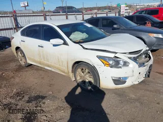 2014 Nissan Altima SL with VIN 1N4AL3AP8EN238624, listed as a IAAI auction lot 41357213 with 232,665 mi miles and . Bid and sale history available at DreamBid. Image 1.