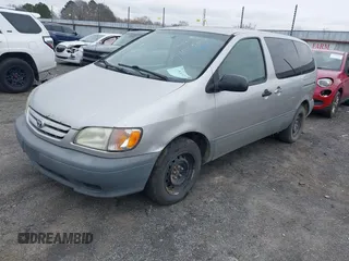 2001 Toyota Sienna CE with VIN 4T3ZF19C21U362689, listed as a IAAI auction lot 41535447 with 239,147 mi miles. Bid and sale history available at carsss.com. Image 2.