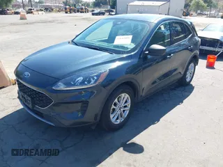 2022 Ford Escape SE с VIN 1FMCU0G67NUB83923, выставлен на аукционе IAAI как лот 42643806 с пробегом 43 193 миль миль и . История ставок и продаж доступна на DreamBid. Изображение 20.
