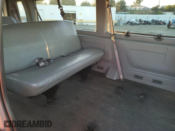 1999 Ford Econoline Passenger XL with VIN 1FBSS31L6XHC07800, listed as a Copart auction lot 83122494 with 96,238 mi miles and Clean Title. Bid and sale history available at DreamBid. Image 11.