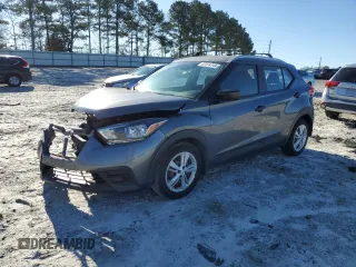 2019 Nissan Kicks S z VIN 3N1CP5CU5KL499441, wystawiony jako Copart lot #87414144 z przebiegiem 54 365 mil mil oraz Szkoda całkowita • Salvage title. Historia ofert i sprzedaży dostępna na DreamBid. Obrazek 1.