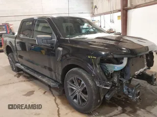 2022 Ford F-150 XL with VIN 1FTFW1E51NFB94030, listed as a IAAI auction lot 41585226 with 42,260 mi miles. Bid and sale history available at carsss.com. Image 1.