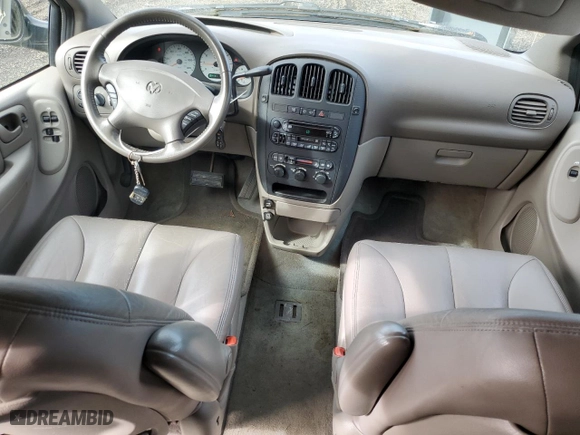 2003 Dodge Caravan Sport with VIN 2D4GP44L93R305855, listed as a Copart auction lot 73066654 with 48,494 mi miles and Clean Title. Bid and sale history available at carsss.com. Image 8.
