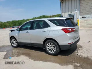 2019 Chevrolet Equinox LS z VIN 2GNAXHEV7K6180002, wystawiony jako Copart lot #55393785 z przebiegiem 166 487 mil mil oraz Szkody całkowita. Historia ofert i sprzedaży dostępna na DreamBid. Obrazek 2.