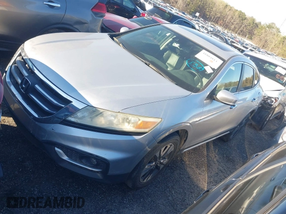 2014 Honda Crosstour EX-L z VIN 5J6TF2H5XEL003186, wystawiony jako IAAI lot #41804813 z przebiegiem 119 982 mil mil oraz . Historia ofert i sprzedaży dostępna na DreamBid. Obrazek 17.