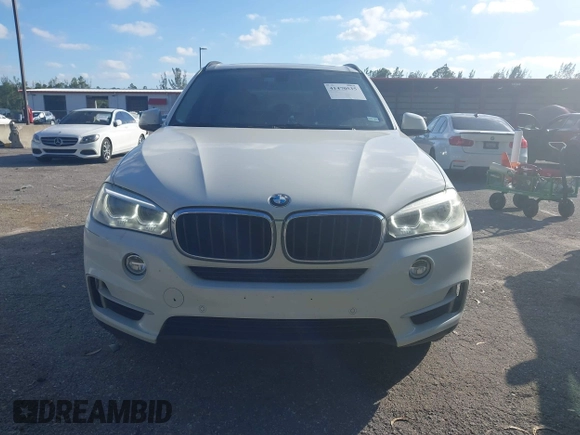 2016 BMW X5 sDrive35i z VIN 5UXKR2C5XG0R70450, wystawiony jako IAAI lot #41470535 z przebiegiem 181 111 mil mil oraz . Historia ofert i sprzedaży dostępna na DreamBid. Obrazek 13.