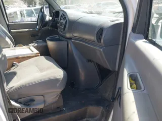 1999 Ford Econoline Cargo with VIN 1FTSS34L7XHB24142, listed as a IAAI auction lot 39660607 with 197,386 mi miles and . Bid and sale history available at DreamBid. Image 5.