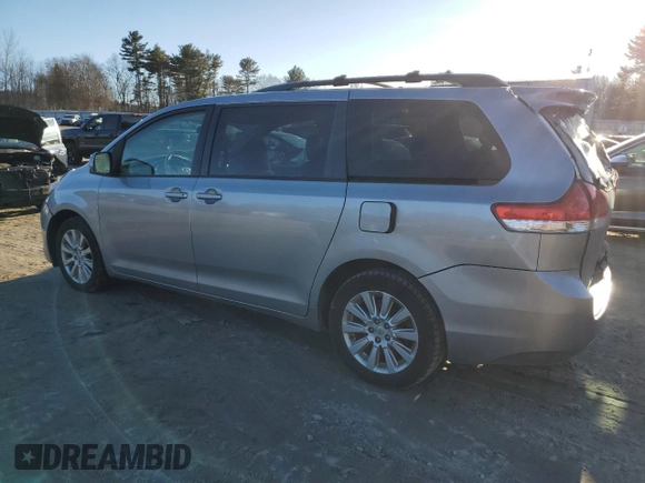 2013 Toyota Sienna LE with VIN 5TDJK3DC7DS058811, listed as a Copart auction lot 47431565 with 151,048 mi miles and Clean Title. Bid and sale history available at carsss.com. Image 2.