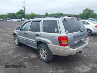 2000 Jeep Grand Cherokee Laredo with VIN 1J4GW48N9YC191779, listed as a IAAI auction lot 42378307 with 224,836 mi miles and . Bid and sale history available at DreamBid. Image 3.