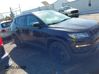 2018 Jeep Compass Limited with VIN 3C4NJDCB7JT361639, listed as a IAAI auction lot 41850166 with 80,208 mi miles. Bid and sale history available at carsss.com. Image 13.