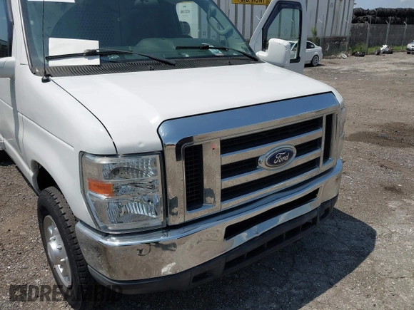 2014 Ford Econoline Cargo Commercial with VIN 1FTNE2EWXEDA81007, listed as a IAAI auction lot 42693549 with 117,457 mi miles and . Bid and sale history available at DreamBid. Image 6.