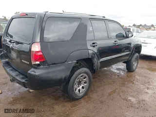 2003 Toyota 4Runner SR5 with VIN JTEZU14R530002403, listed as a IAAI auction lot 41807380 with 262,134 mi miles. Bid and sale history available at carsss.com. Image 4.