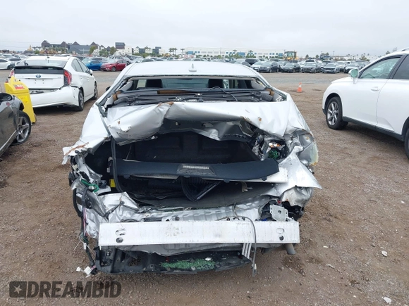 2013 Lexus ES 300h z VIN JTHBW1GG2D2009503, wystawiony jako IAAI lot #42429692 z przebiegiem 265 312 mil mil oraz . Historia ofert i sprzedaży dostępna na DreamBid. Obrazek 17.