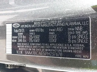 2023 Hyundai Tucson SEL z VIN 5NMJBCAE5PH237670, wystawiony jako IAAI lot #41747912 z przebiegiem 21 607 mil mil oraz . Historia ofert i sprzedaży dostępna na DreamBid. Obrazek 9.