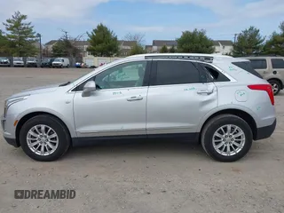 2017 Cadillac XT5 FWD with VIN 1GYKNARS3HZ184081, listed as a IAAI auction lot 41795974 with 109,032 mi miles. Bid and sale history available at carsss.com. Image 14.