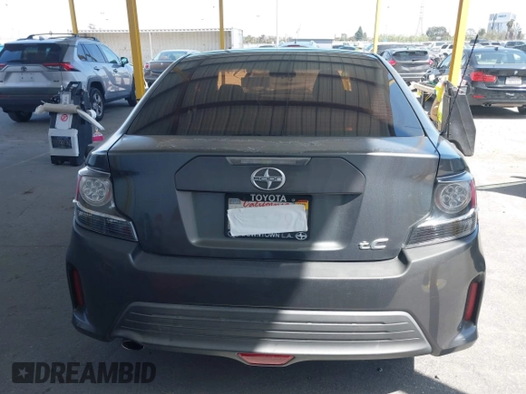 2015 Scion tC with VIN JTKJF5C7XF3088807, listed as a IAAI auction lot 41958463 with 87,647 mi miles. Bid and sale history available at carsss.com. Image 16.
